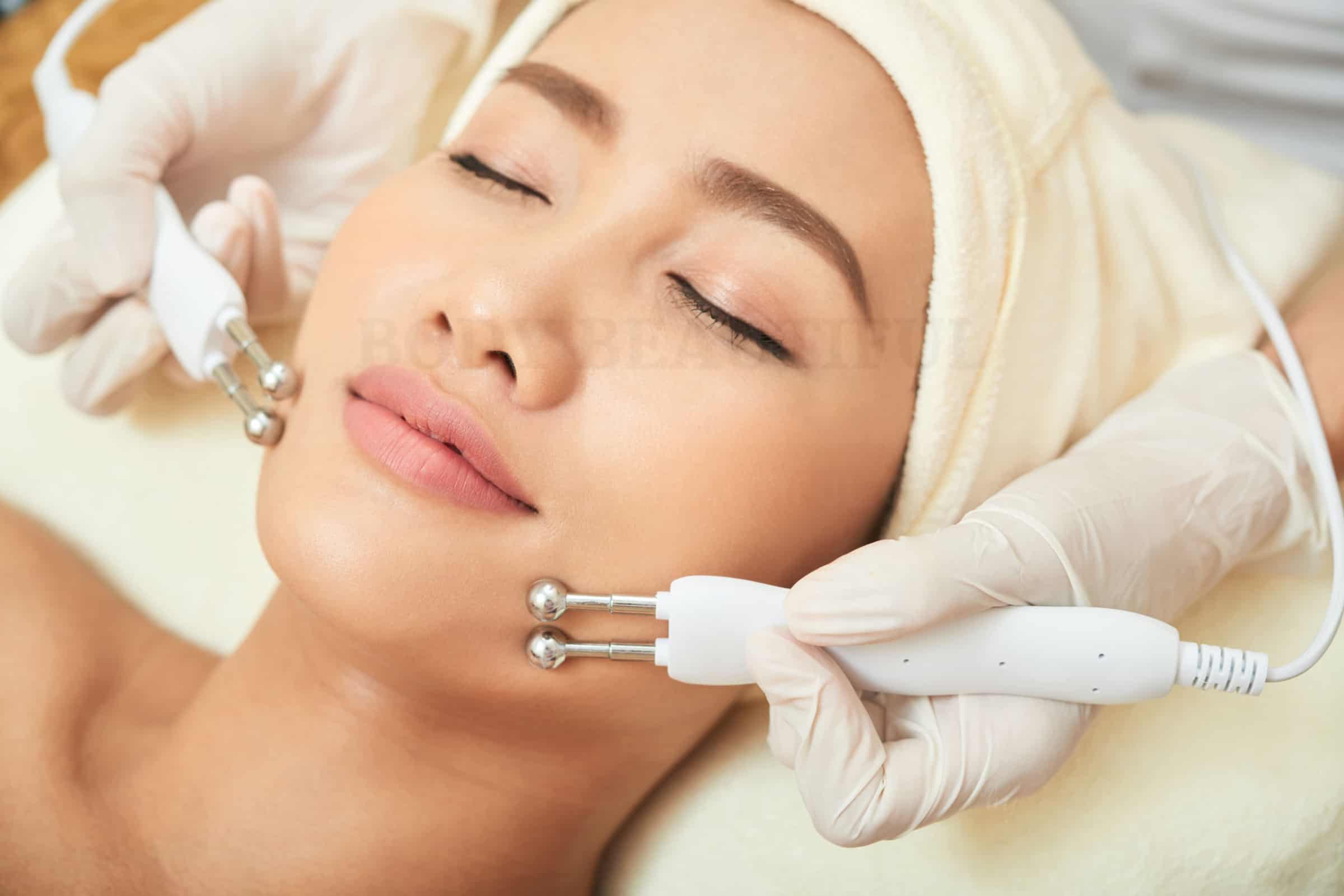All about anti-aging microcurrent facials