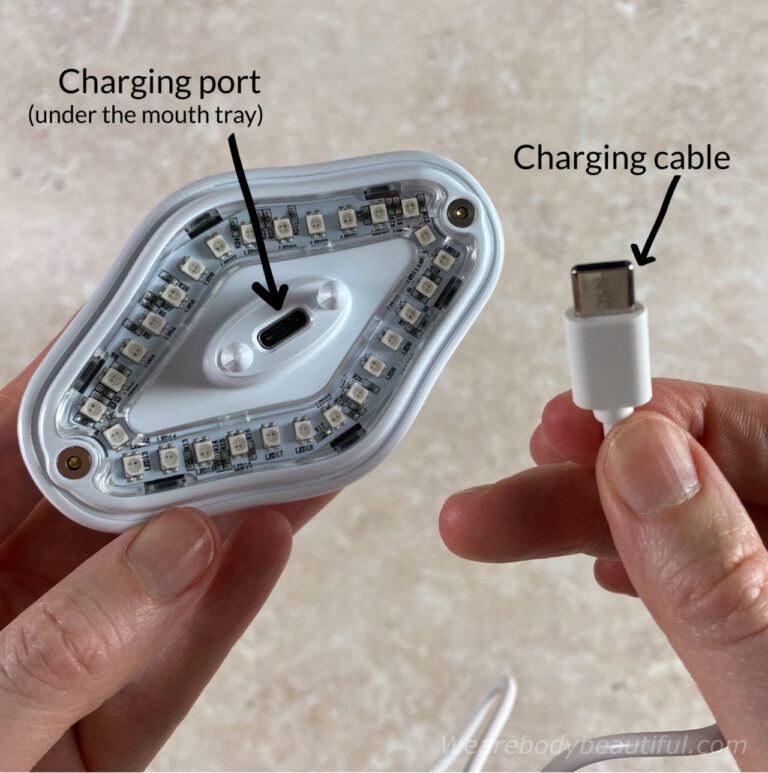 You can also charge the Lip Perfector without the stand. Remove the mouth tray and insert the charging cable into the port, then connect the USB cable to the mains or a mains USB plug
