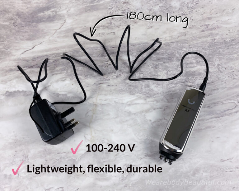 The power cable with the CurrentBody Skin RF is 180cm long, dual voltage (100-240 V), lightweight, flexible and durable.