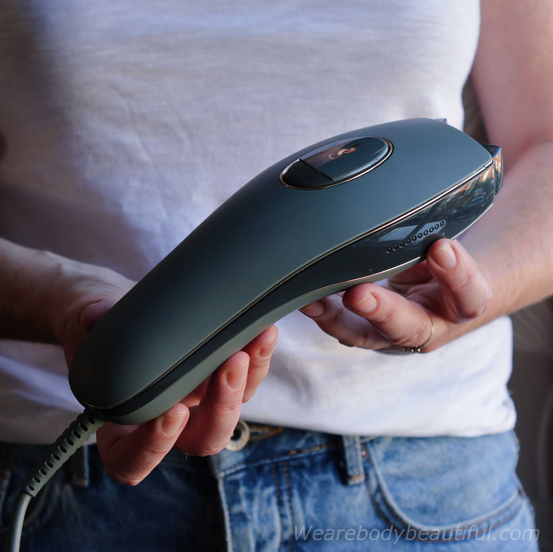 Braun Skin i-expert / Pro 7 IPL reviewed at Wearebodybeautiful.com